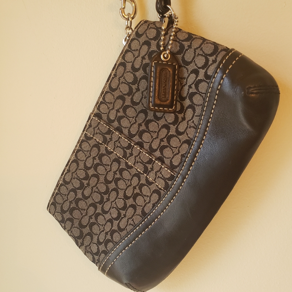 Authentic Coach Wristlet - Picture 7 of 11